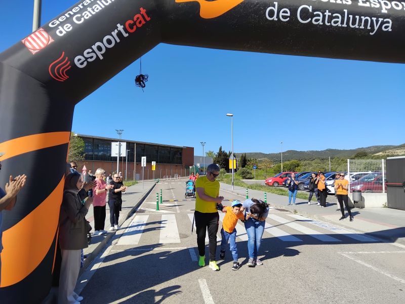 ConcursDEFC-Guanyadora-CEE GARBÍ.jpg (460 KB)